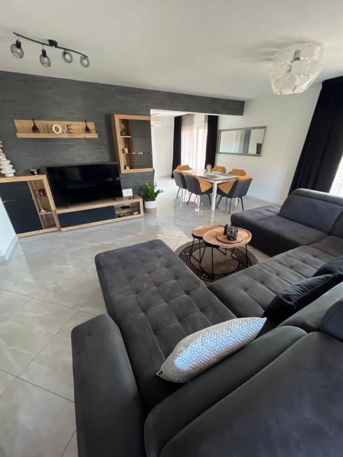 Apartments Cosic Klenovica Luaran gambar