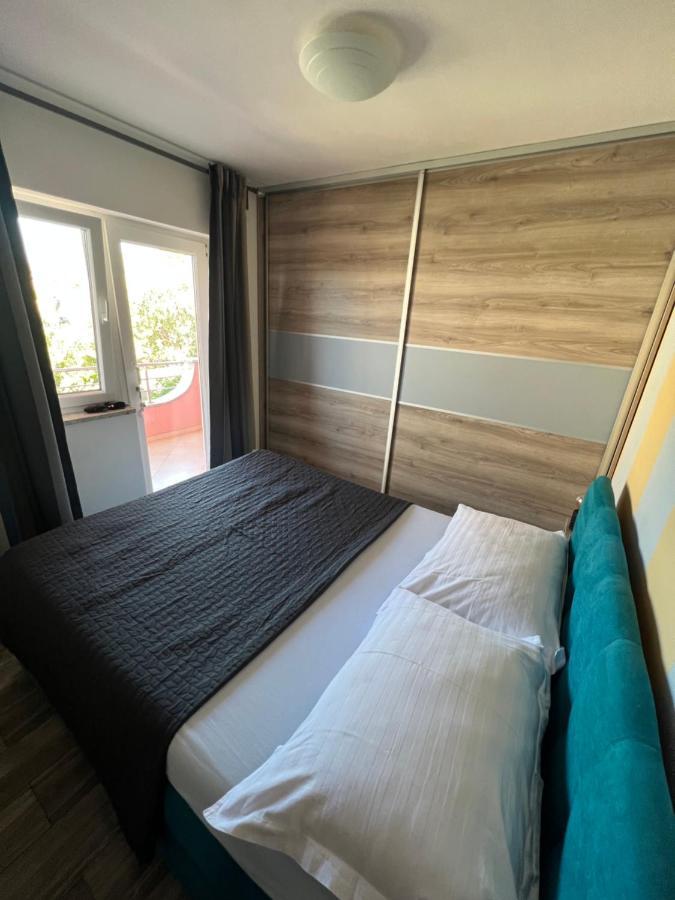 Apartments Cosic Klenovica Luaran gambar